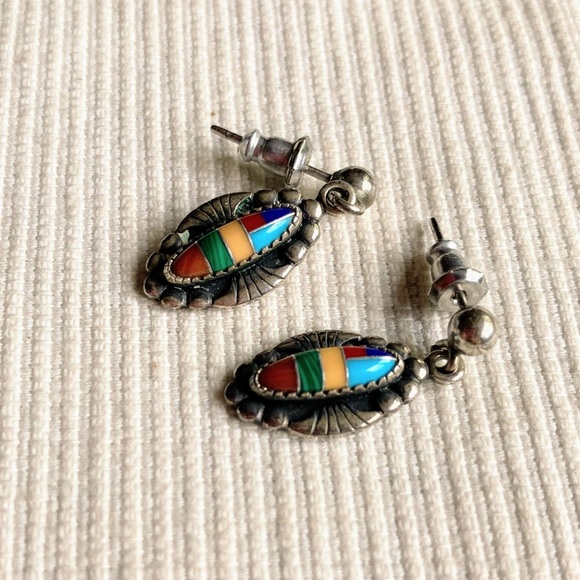 Vintage WM Wheeler Native American Navojo Sterling Silver Inlay Earring - Picture 3 of 13